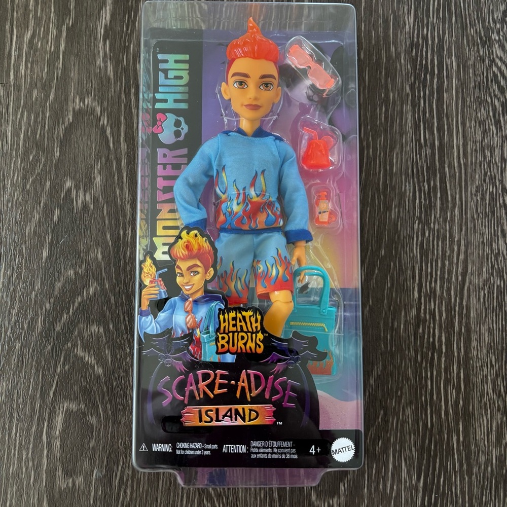 New! Monster High Heath Burns Scare-Adise Island